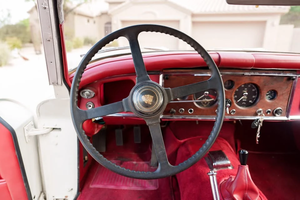1960 Jaguar XK150 - Image 9 of 20