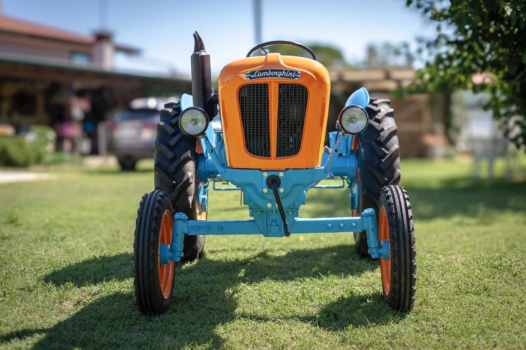 1960 Lamborghini Tractors - Image 12 of 30