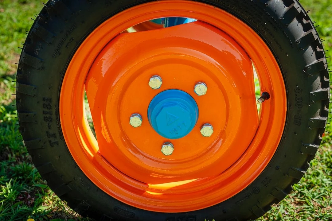 1960 Lamborghini Tractors - Image 18 of 30