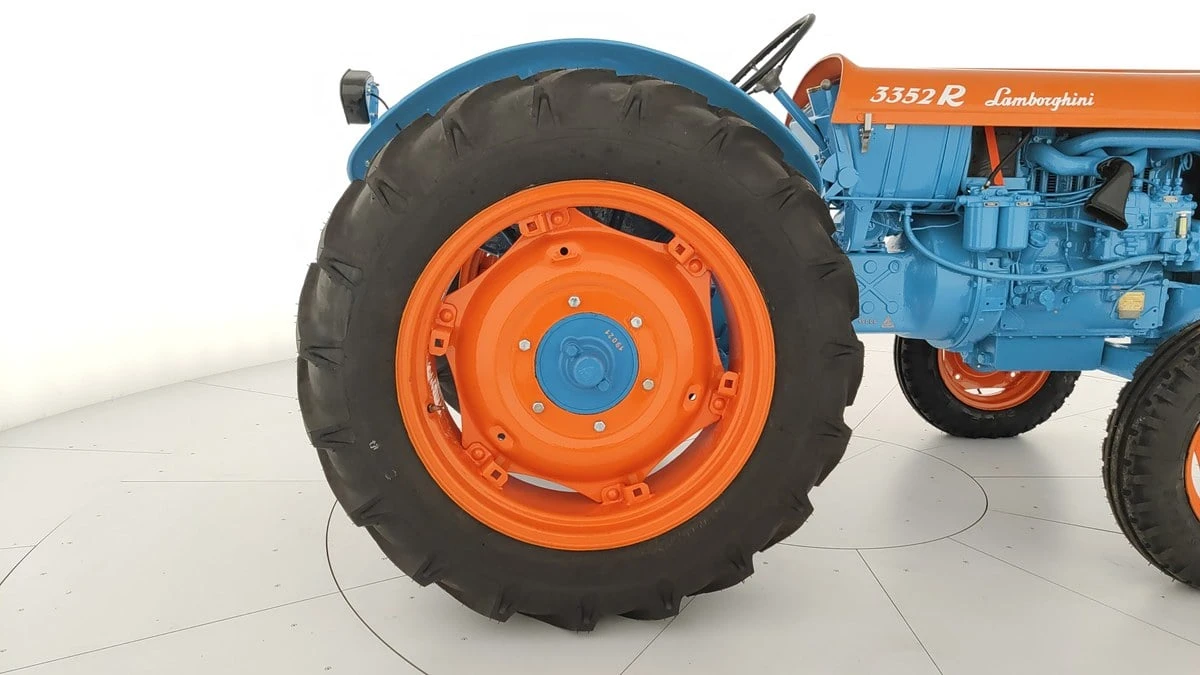 1960 Lamborghini Tractors - Image 30 of 30