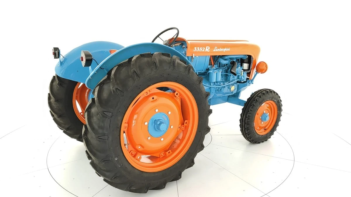 1960 Lamborghini Tractors - Image 9 of 30