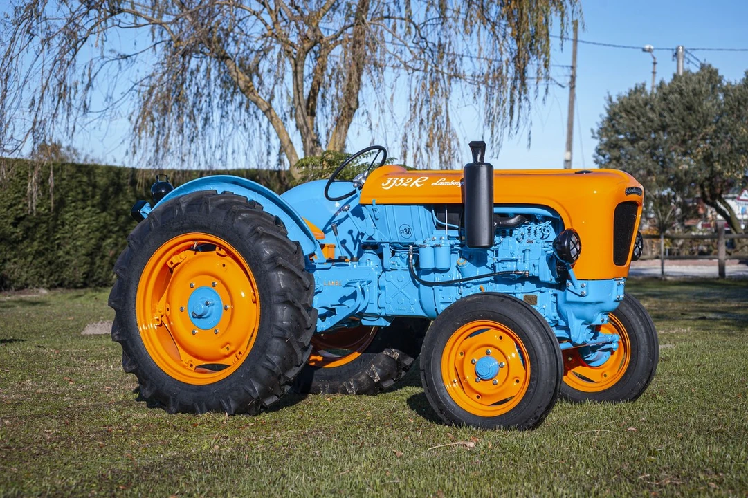 1960 Lamborghini Tractors - Image 6 of 30