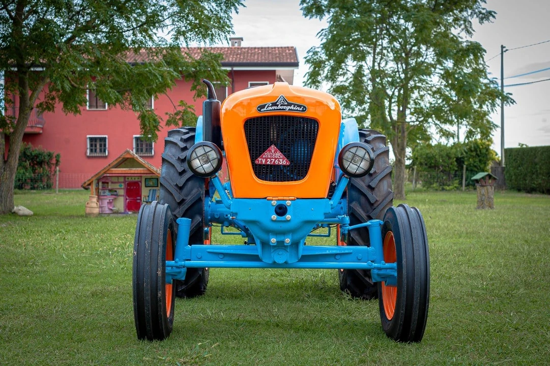1960 Lamborghini Tractors - Image 2 of 30