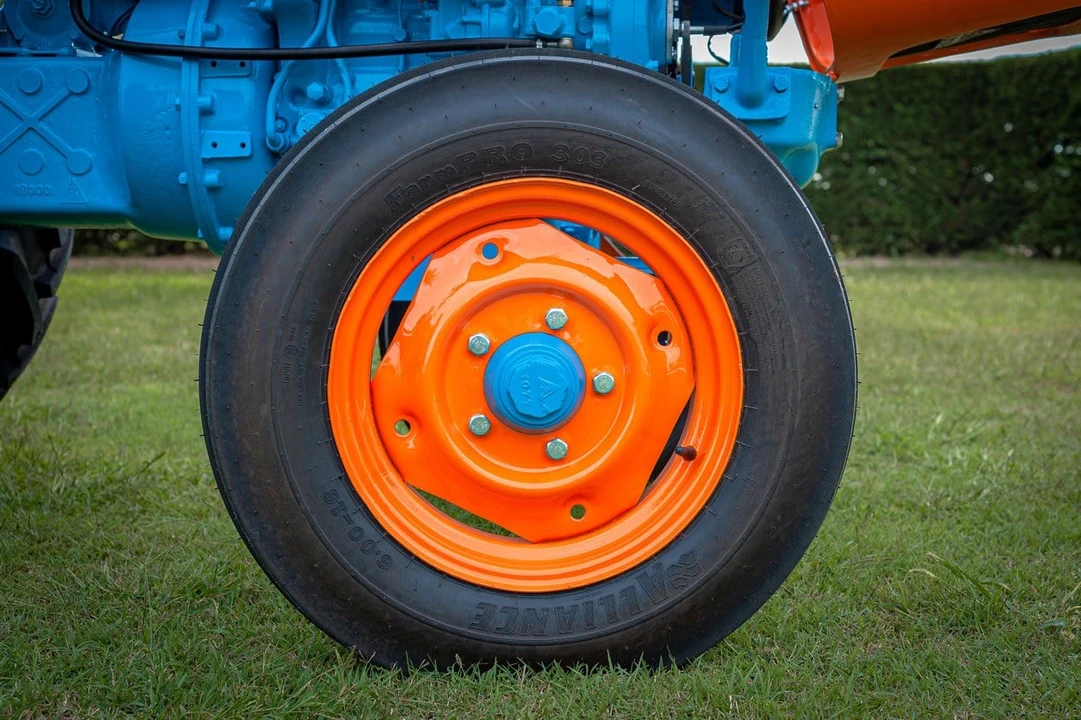 1960 Lamborghini Tractors - Image 10 of 30