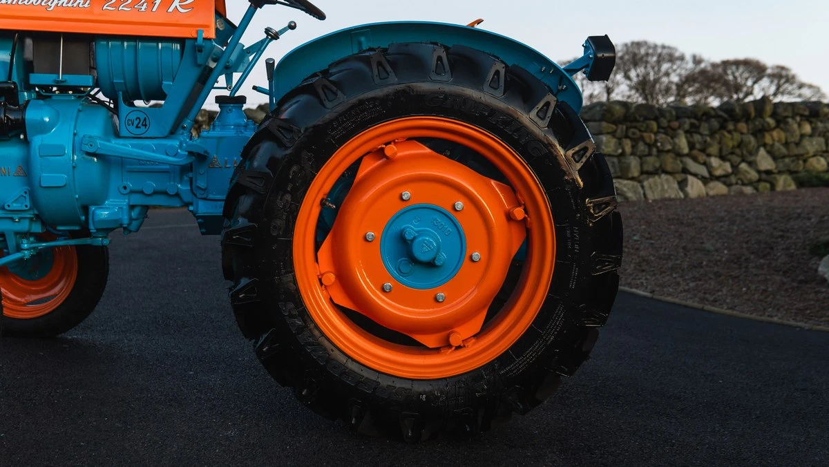 1960 Lamborghini Tractors - Image 16 of 30