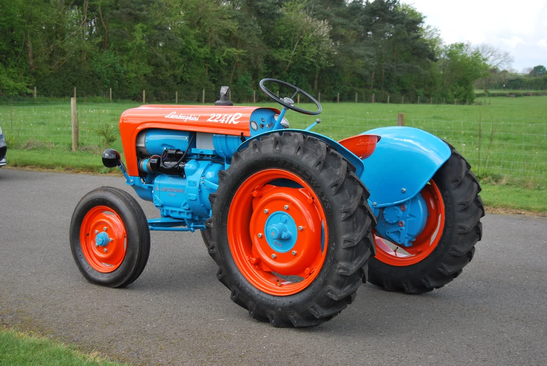1960 Lamborghini Tractors - Image 5 of 7