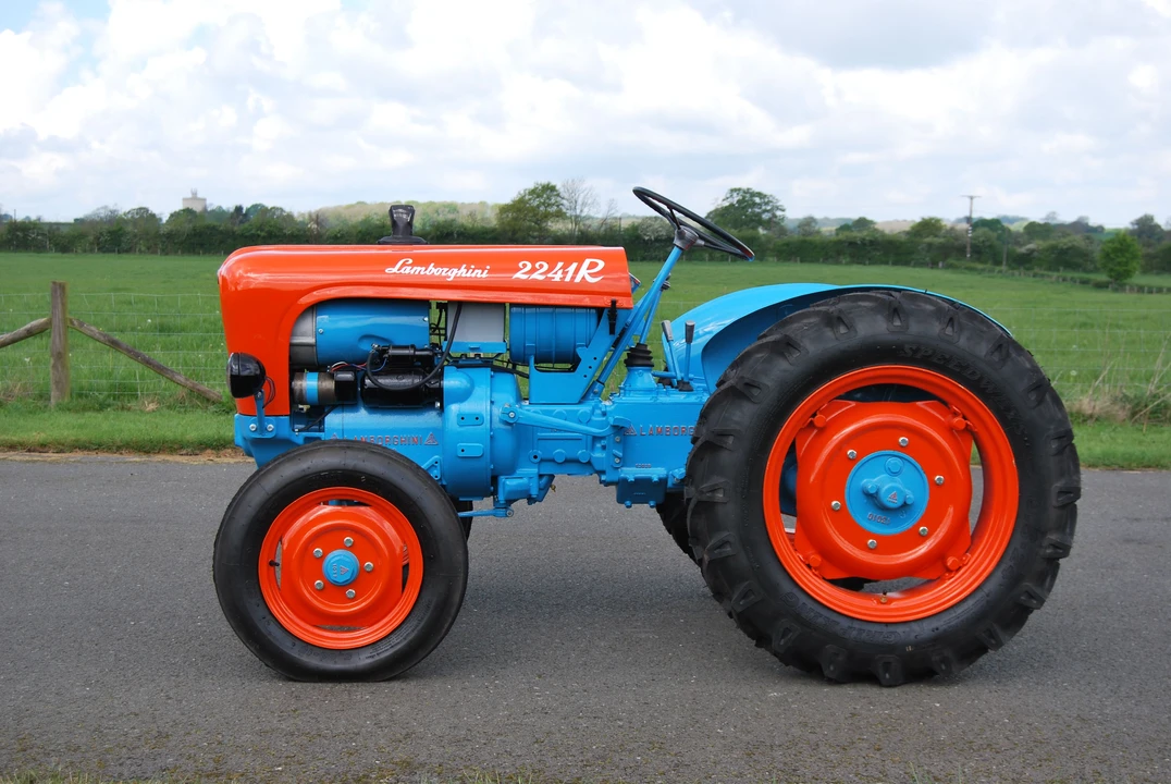 1960 Lamborghini Tractors - Image 6 of 7