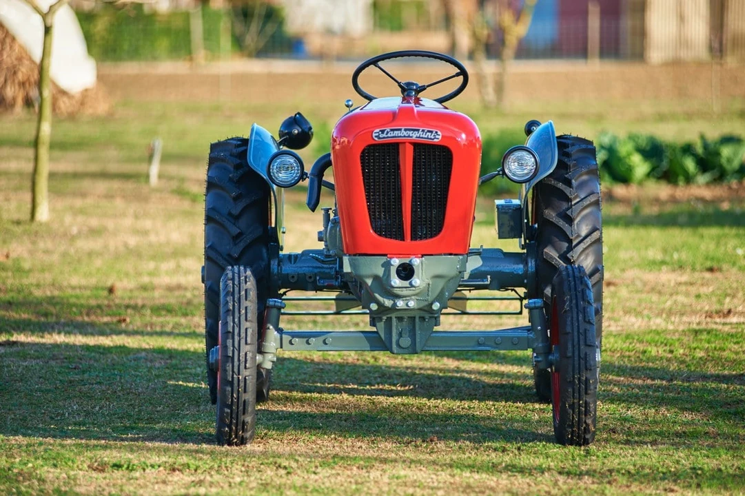 1960 Lamborghini Tractors - Image 3 of 31