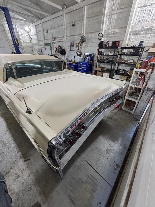 1960 Lincoln Continental 3rd Gen - Image 4 of 31