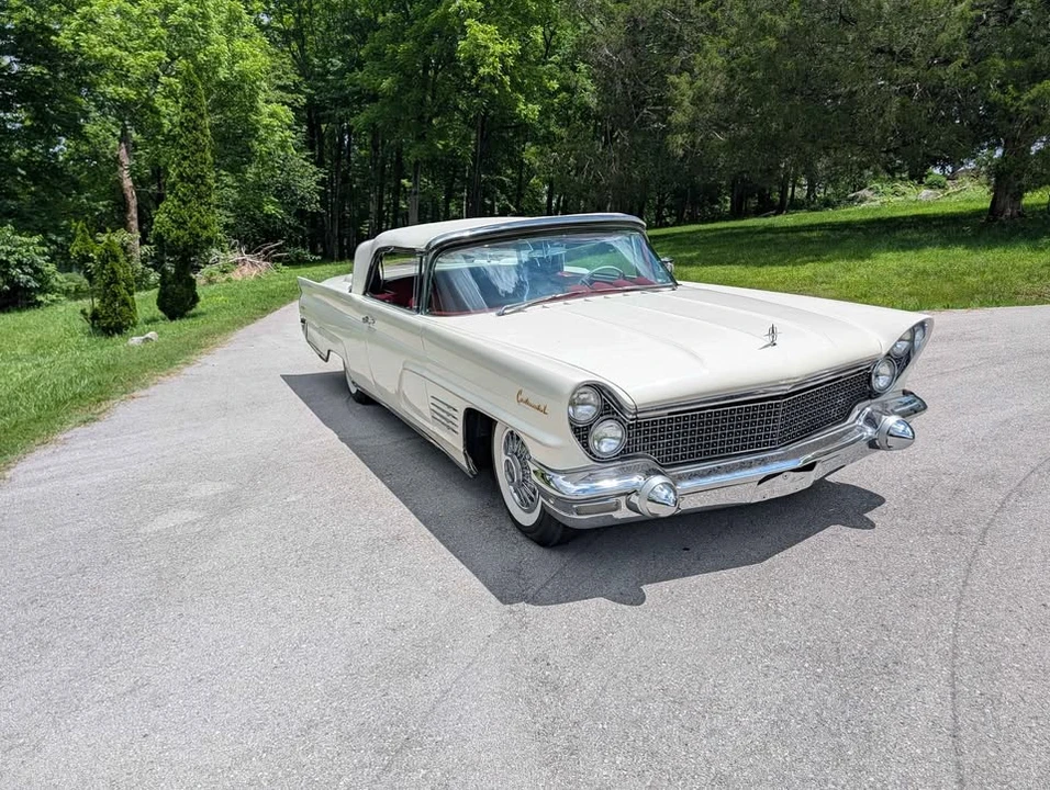 1960 Lincoln Continental 3rd Gen - Image 9 of 20