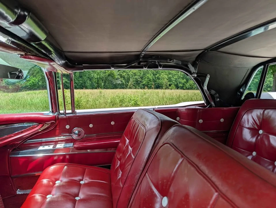 1960 Lincoln Continental 3rd Gen - Image 15 of 20