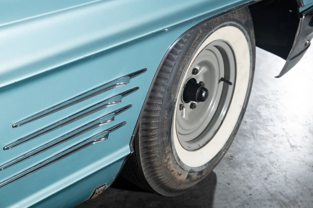 1960 Lincoln Continental 3rd Gen - Image 11 of 31