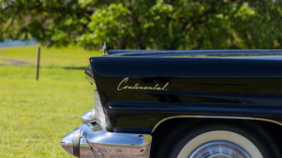 1960 Lincoln Continental Mark Series - Image 12 of 13
