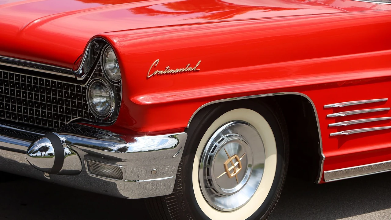 1960 Lincoln Continental Mark Series - Image 30 of 31