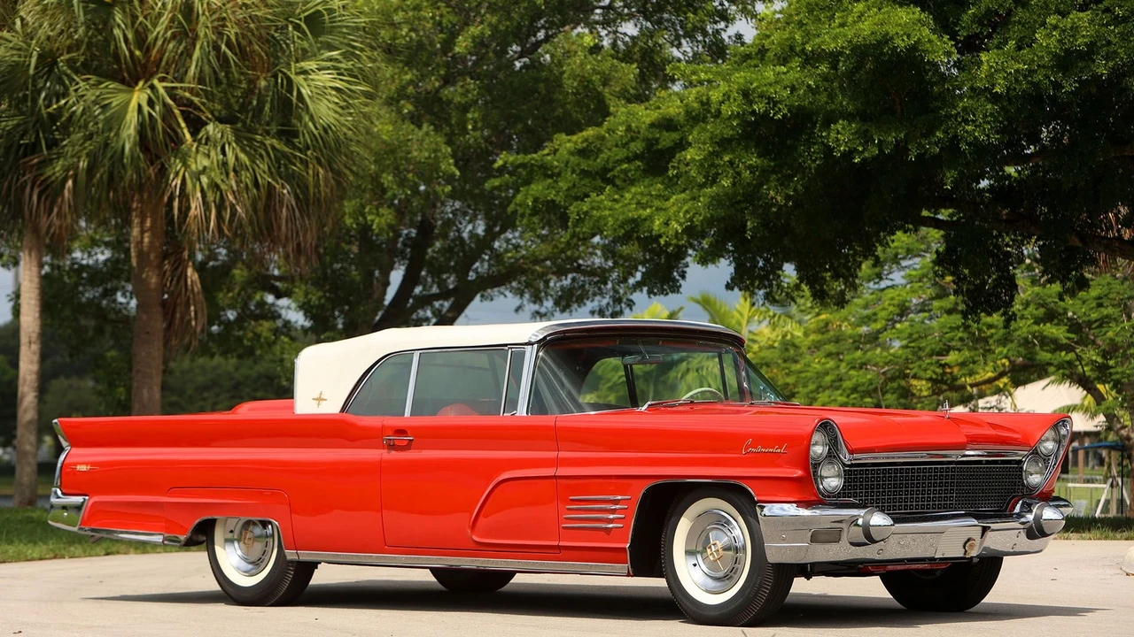 1960 Lincoln Continental Mark Series - Image 9 of 31