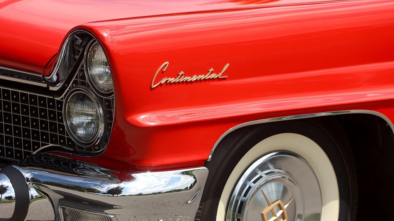 1960 Lincoln Continental Mark Series - Image 29 of 31