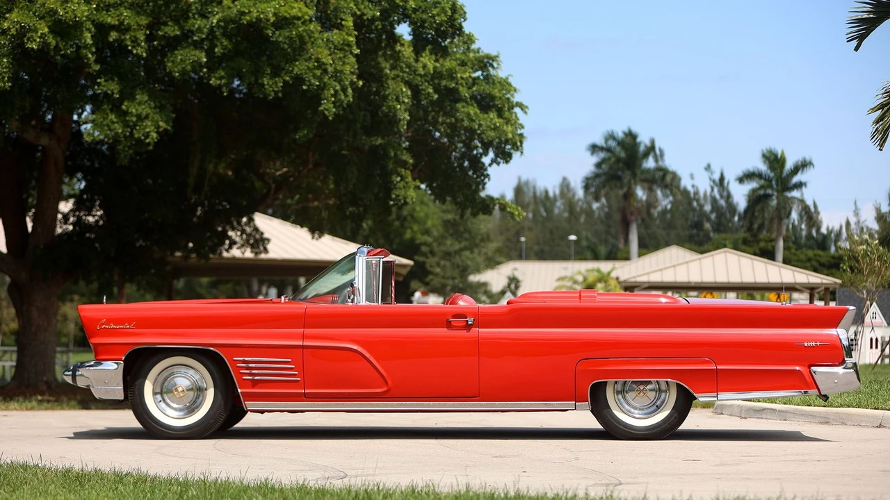 1960 Lincoln Continental Mark Series - Image 5 of 31