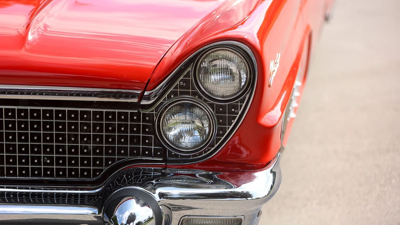 1960 Lincoln Continental Mark Series - Image 25 of 31