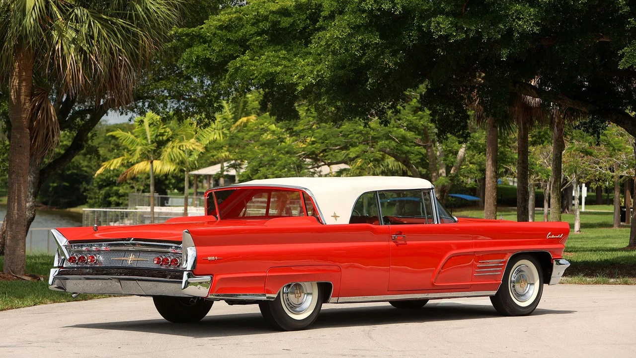 1960 Lincoln Continental Mark Series - Image 15 of 31