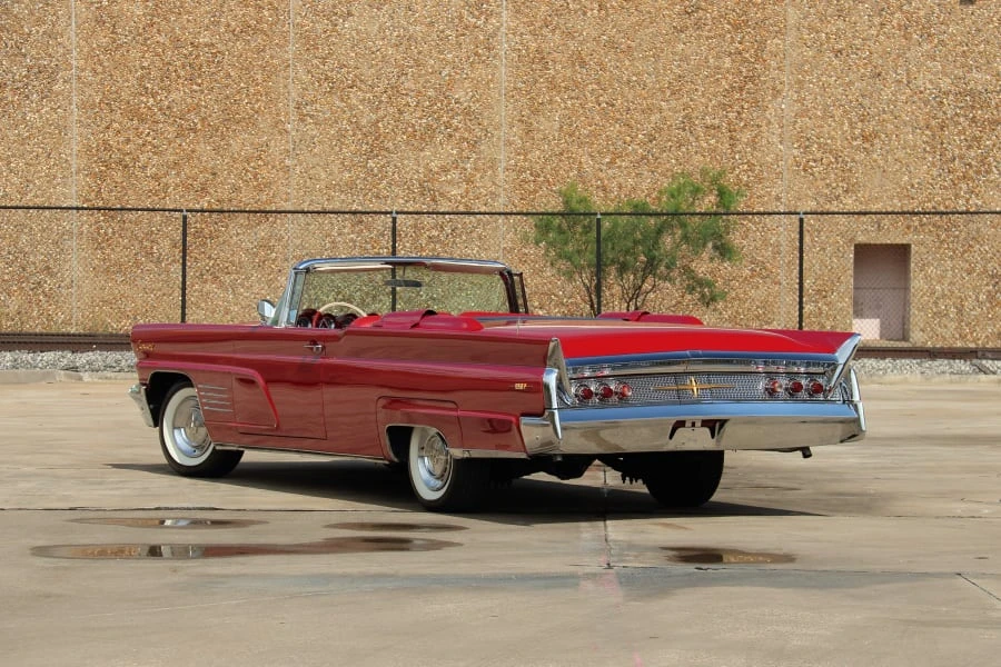 1960 Lincoln Continental 3rd Gen - Image 3 of 26