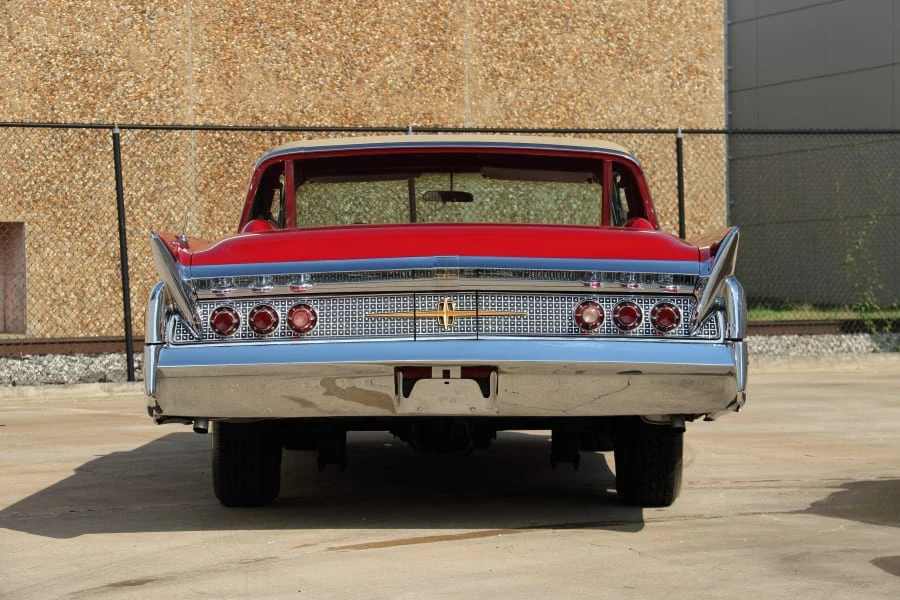 1960 Lincoln Continental 3rd Gen - Image 5 of 26