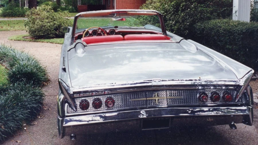 1960 Lincoln Continental 3rd Gen - Image 2 of 13