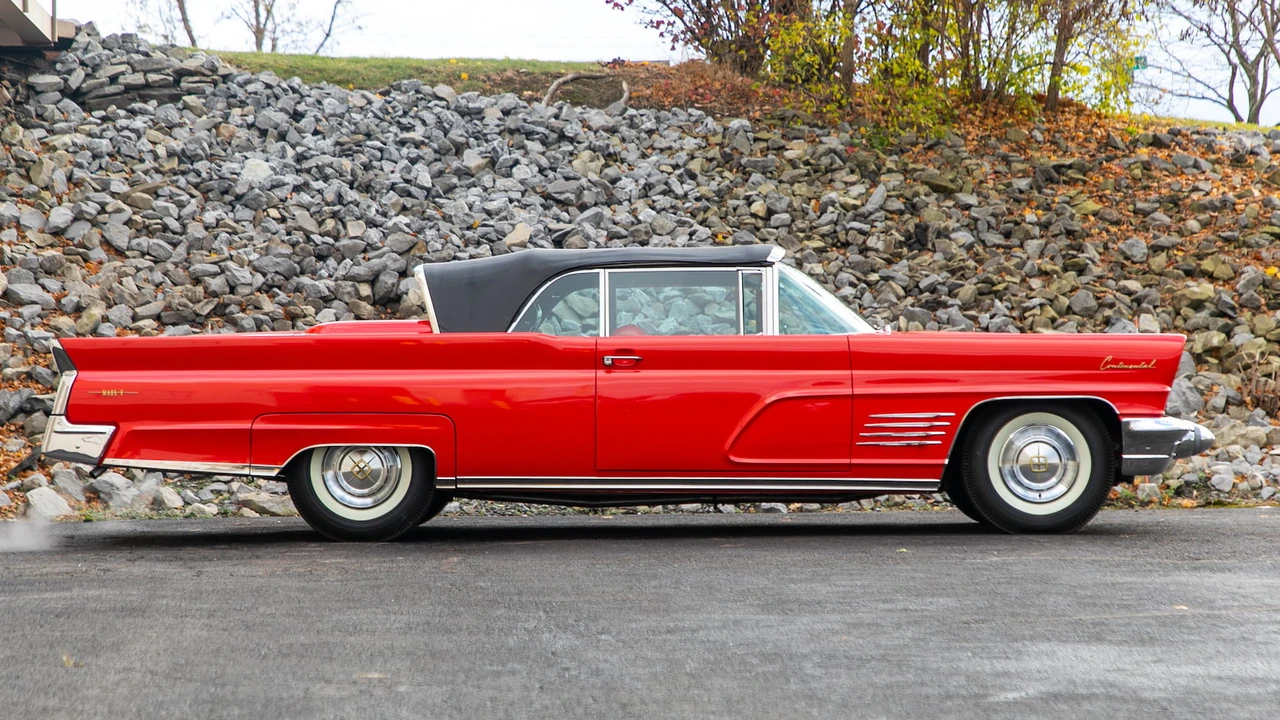 1960 Lincoln Continental Mark Series - Image 8 of 15