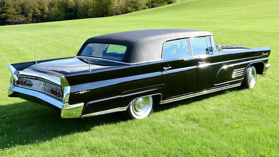 1960 Lincoln Continental 3rd Gen - Image 3 of 26
