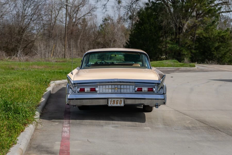 1960 Lincoln Continental 3rd Gen - Image 5 of 29