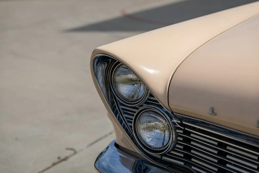 1960 Lincoln Continental 3rd Gen - Image 7 of 29