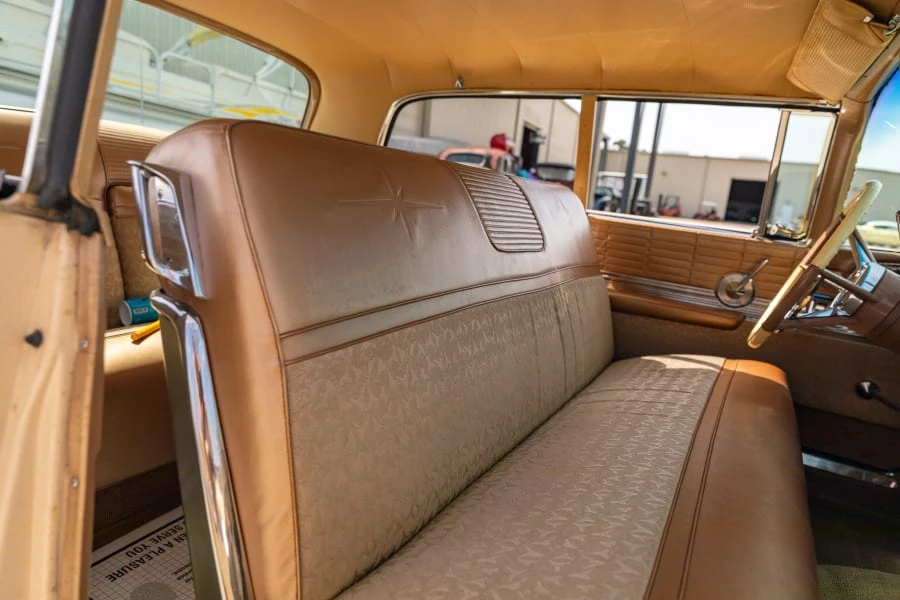 1960 Lincoln Continental 3rd Gen - Image 24 of 29