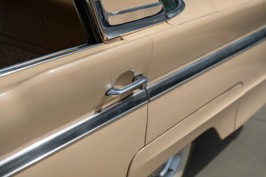 1960 Lincoln Continental 3rd Gen - Image 12 of 29