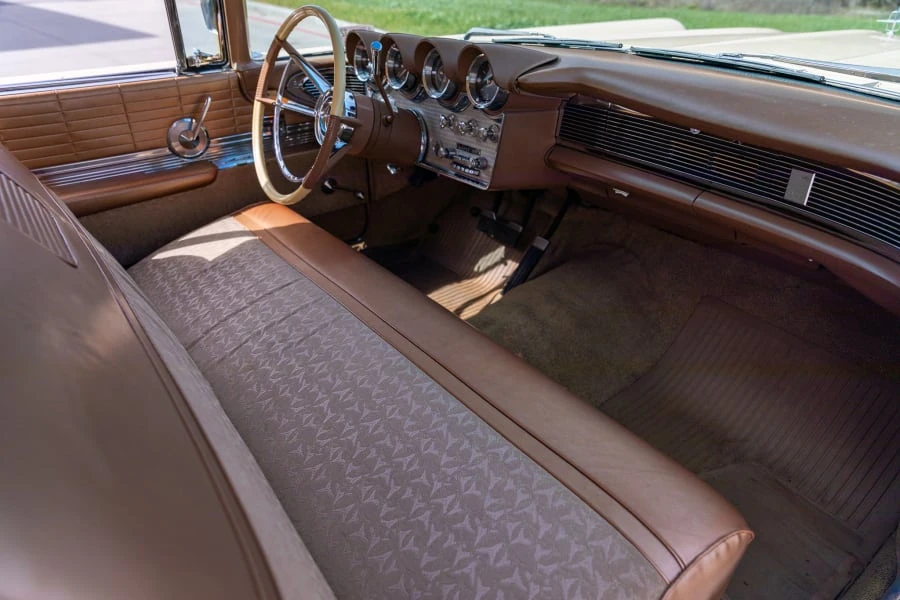 1960 Lincoln Continental 3rd Gen - Image 17 of 29