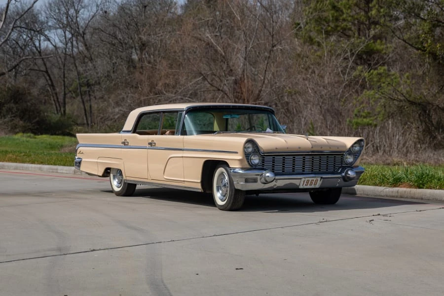1960 Lincoln Continental 3rd Gen - Image 6 of 29