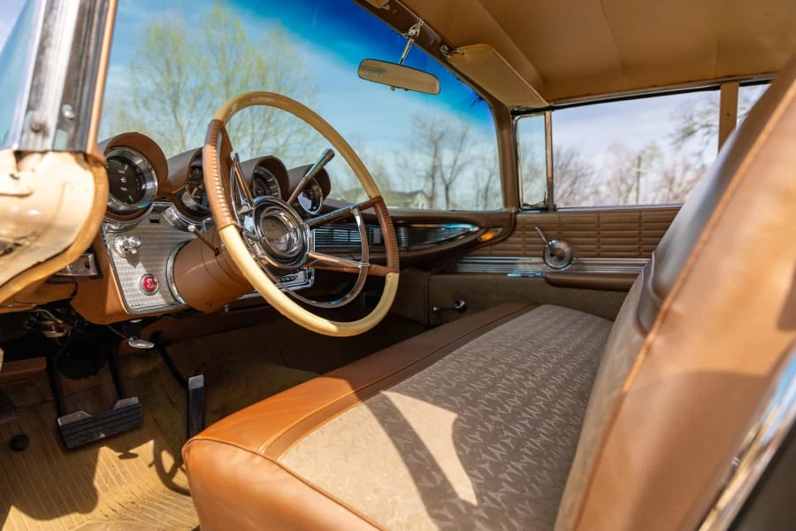 1960 Lincoln Continental 3rd Gen - Image 16 of 29
