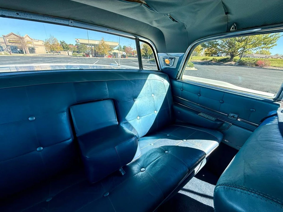 1960 Lincoln Continental 3rd Gen - Image 15 of 23