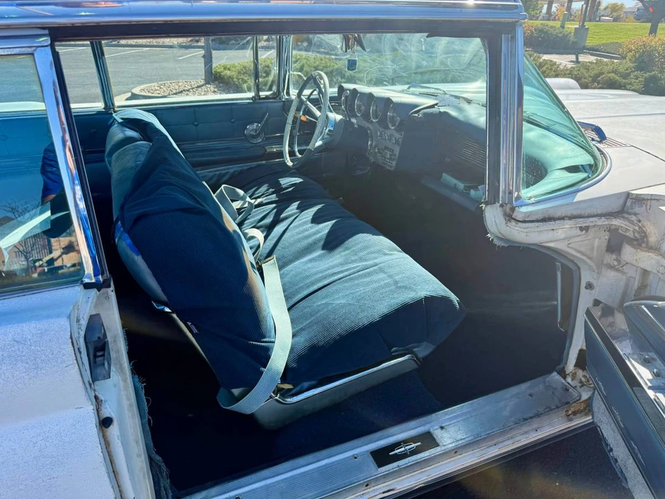 1960 Lincoln Continental 3rd Gen - Image 11 of 23