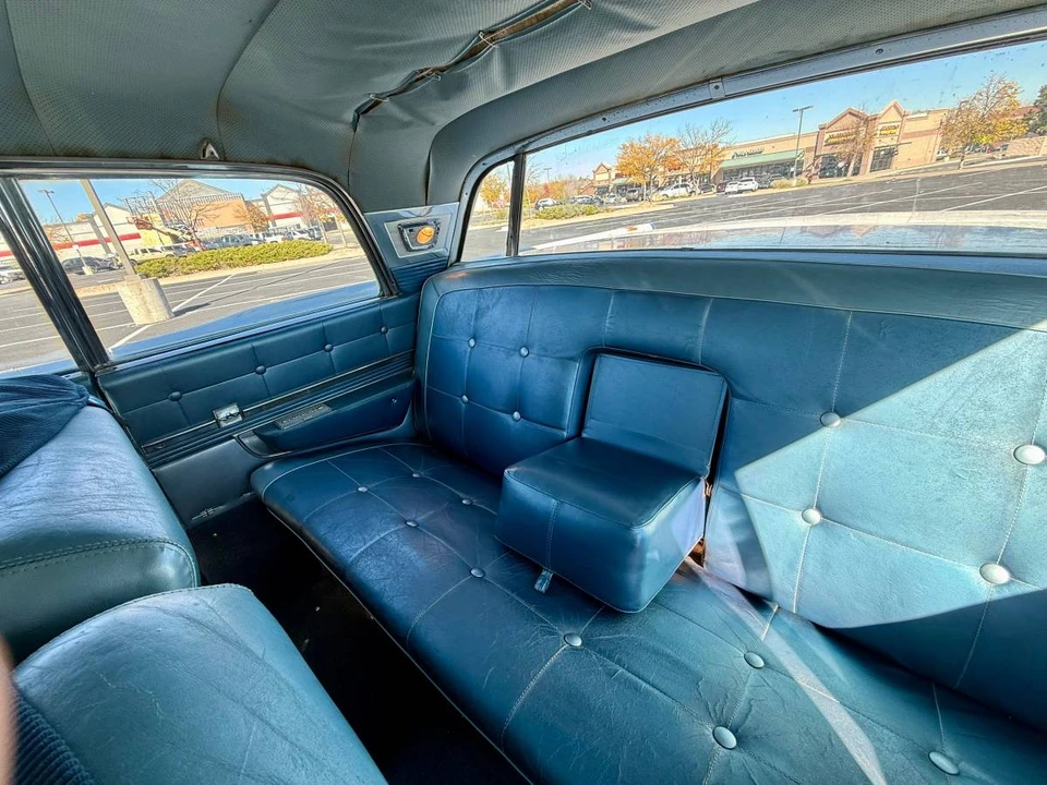 1960 Lincoln Continental 3rd Gen - Image 14 of 23