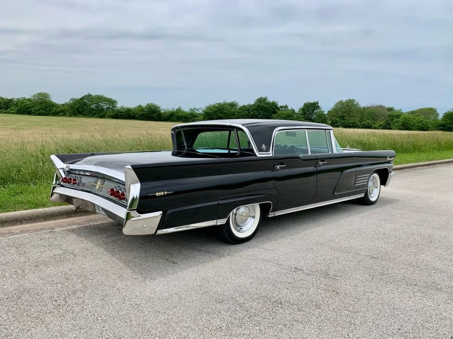 1960 Lincoln Continental 3rd Gen - Image 3 of 8