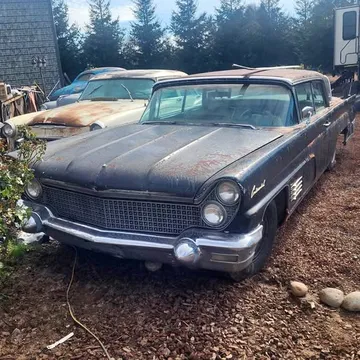 1960 Lincoln Continental Sedan 4D