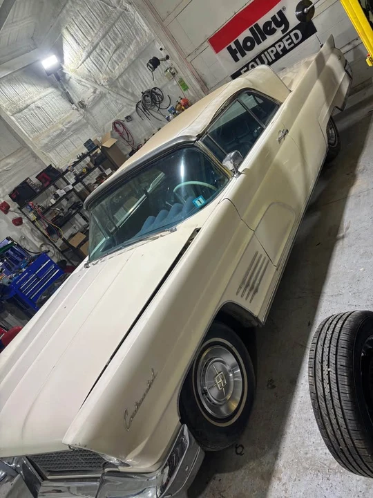 1960 Lincoln Continental 3rd Gen - Image 3 of 20