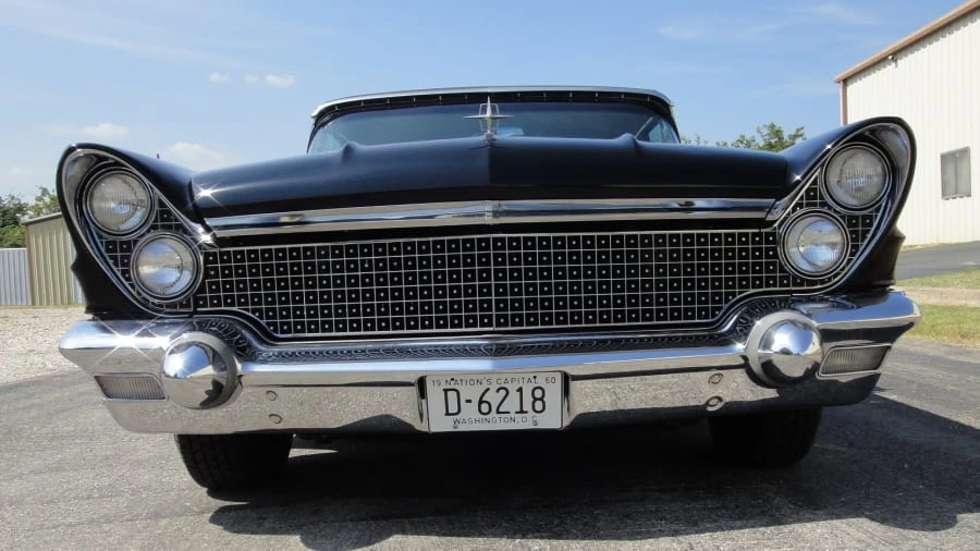 1960 Lincoln Continental 3rd Gen - Image 7 of 8