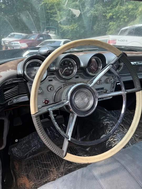 1960 Lincoln Continental Mark Series - Image 6 of 7