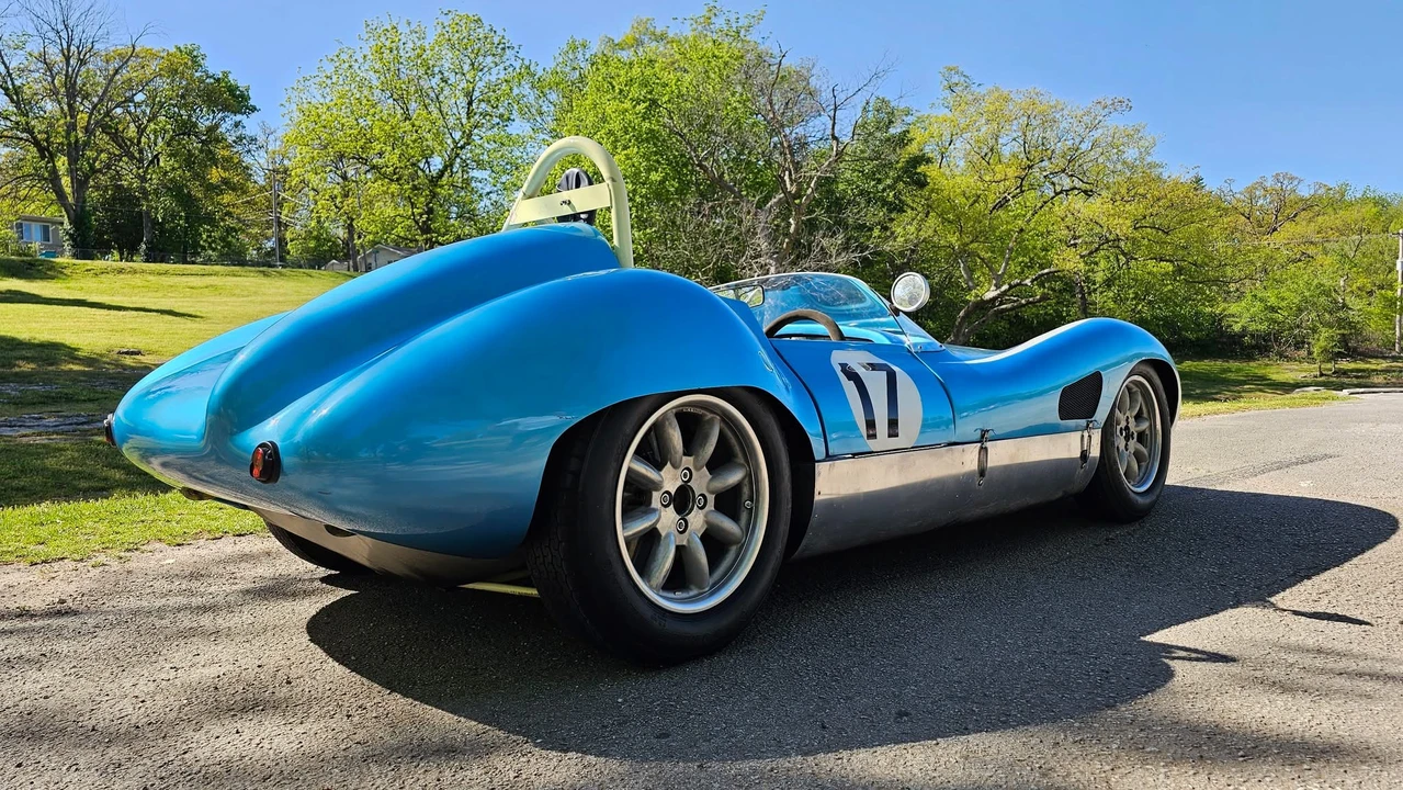 1960 Lola T70 - Image 2 of 31