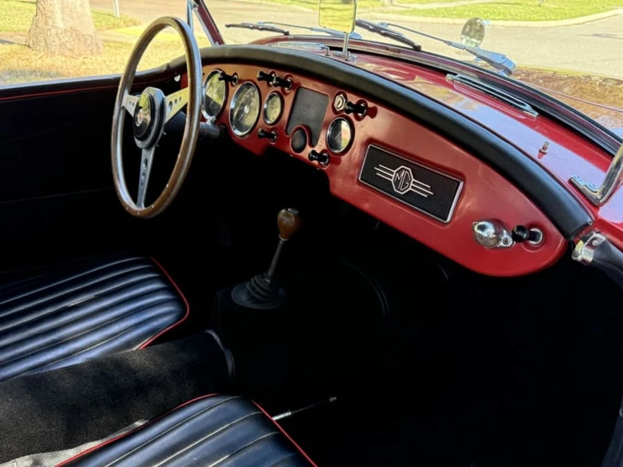 1960 MG MGA 1600 - Image 12 of 17
