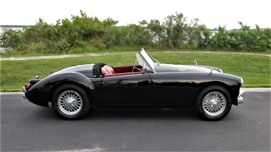 1960 MG MGA 1600 - Image 11 of 11