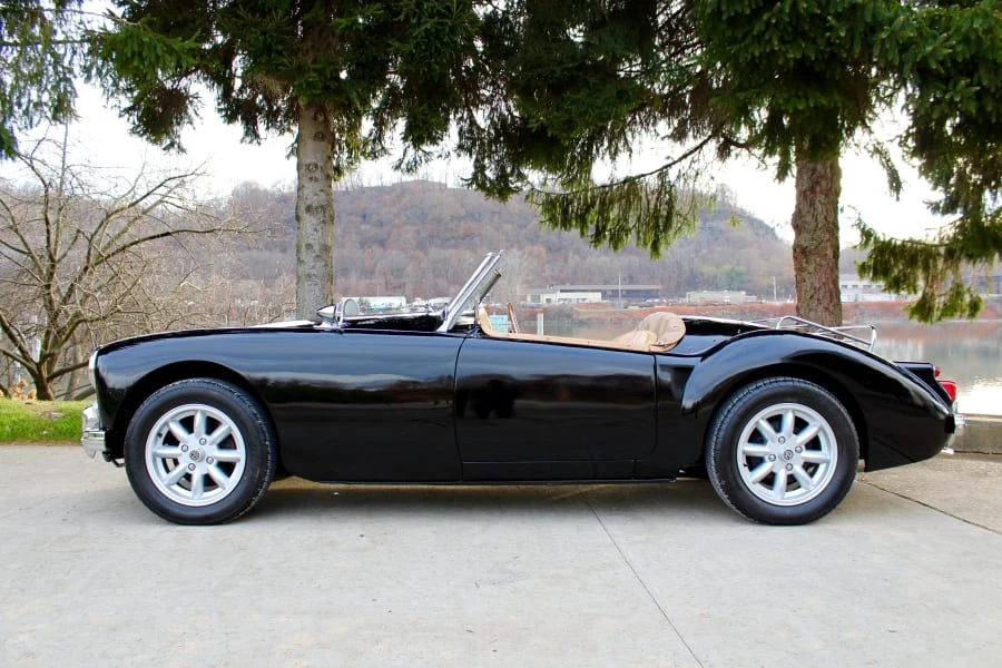 1960 MG MGA 1600 - Image 2 of 12