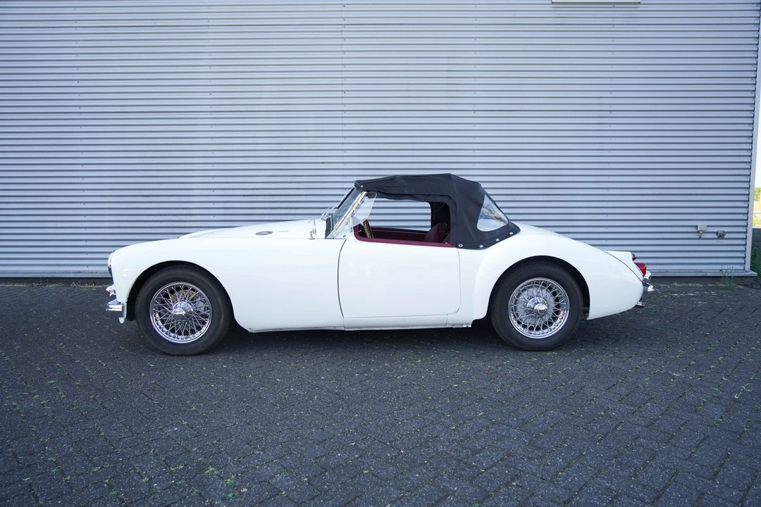 1960 MG MGA 1600 - Image 11 of 30