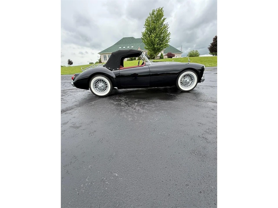 1960 MG MGA 1600 - Image 2 of 12