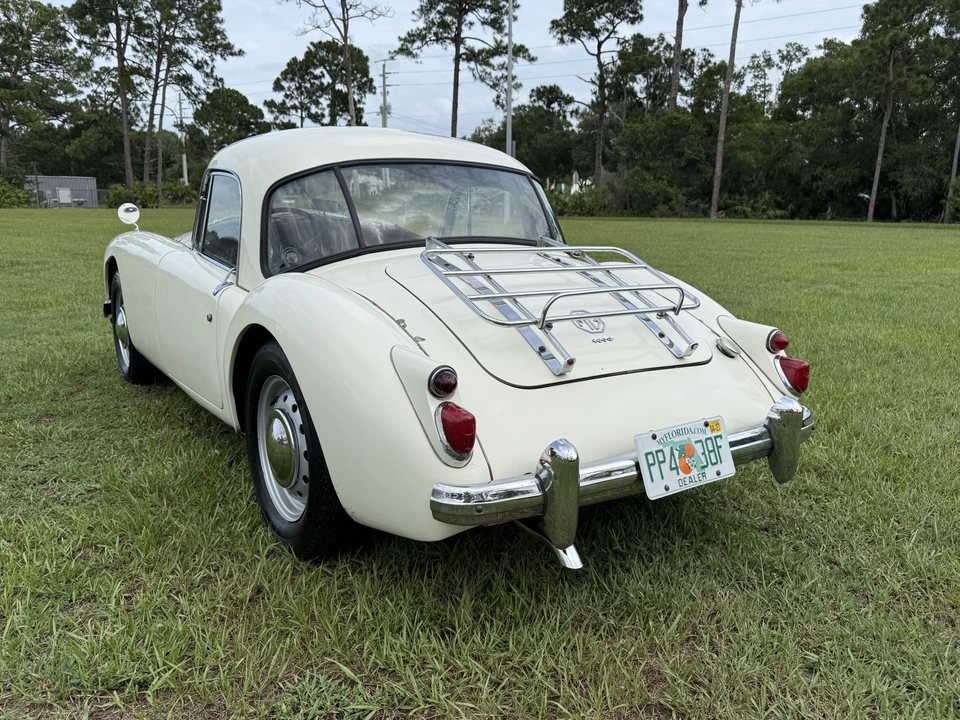 1960 MG MGA 1600 - Image 10 of 31